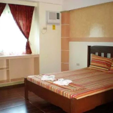 Apartelle De Francesca Puerto Galera Luaran gambar
