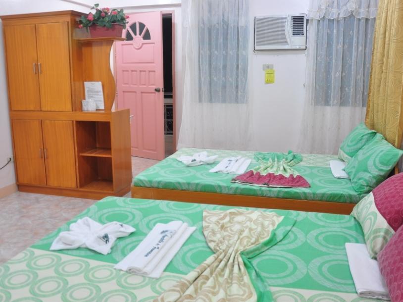 Apartelle De Francesca Puerto Galera Luaran gambar